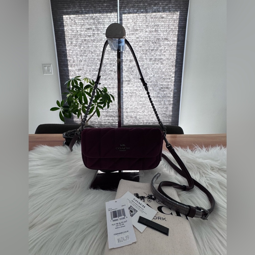 CCE13 Coach Hailey Flap Bag with Quilting